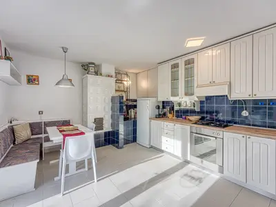 Küche und Essbereich