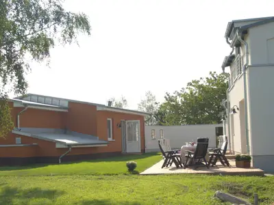 Nebengebäude mit Sauna