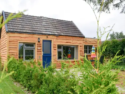 Außenseite Ferienhaus [Sommer]