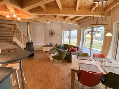 Ferienhaus Tamika am Tollensesee - großzügiger Wohnbereich