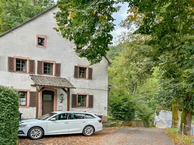 Außenseite Ferienhaus [Sommer]