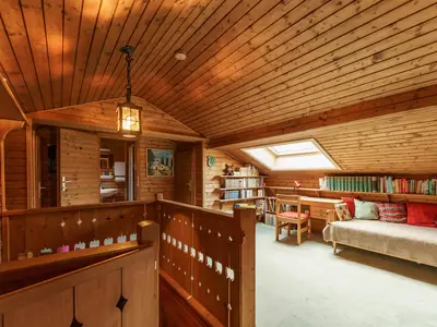 Obergeschoss mit Dusche und WC