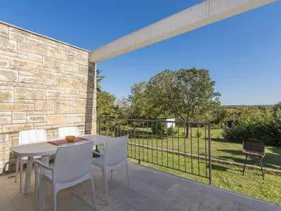 Ferienhaus für 5 Personen (80 m²) in Novigrad 2/10