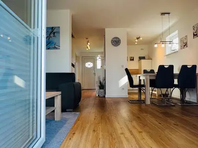 Wohn-, Ess- & Küchenbereich