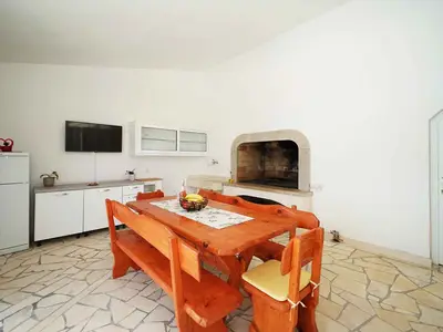 Ferienhaus für 8 Personen (150 m²) in Blato 1/10