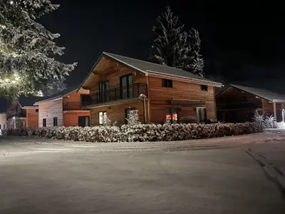 Außenseite Ferienhaus [Winter]