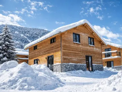 Außenseite Ferienhaus [Winter]