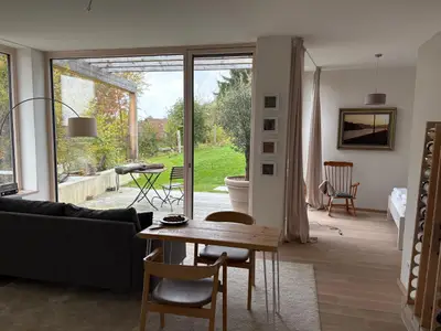 Wohnzimmer mit Garte