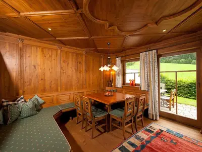 Ferienhaus Hochkönig - Wohnzimmeransicht 1