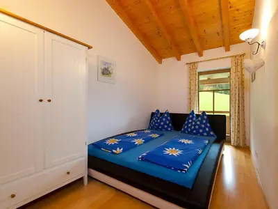 Ferienhaus Hochkönig - Schlafzimmeransicht 3