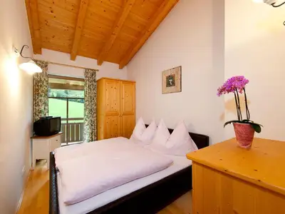 Ferienhaus Hochkönig - Schlafzimmeransicht 2