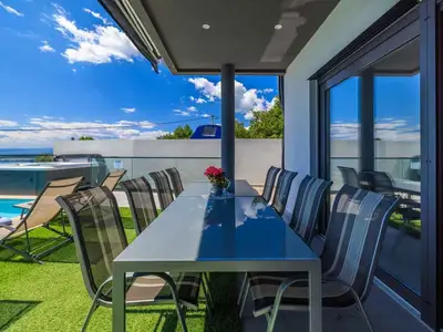 Ferienhaus für 8 Personen (160 m²) in Dramalj 2/10