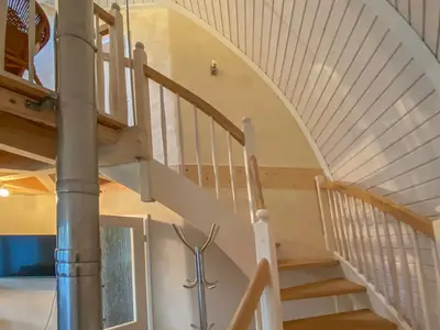 Ferienhaus Tamika am Tollensesee - Treppe zum Obergeschoss