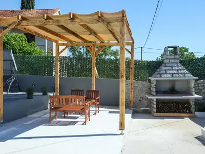 Ferienhaus für 6 Personen (55 m²) in Sukošan 2/10