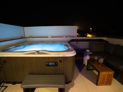 hot-tub