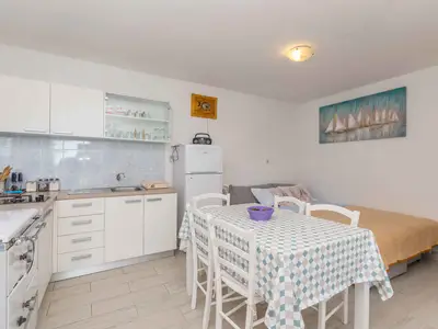 Ferienhaus für 6 Personen (80 m²) in Tkon 5/10