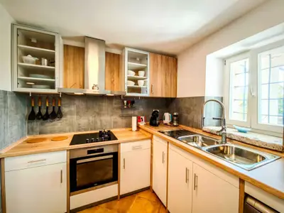 Ferienhaus für 6 Personen (100 m²) in Krk 8/10