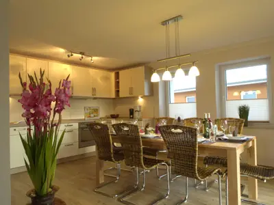 Küche und Essbereich