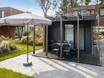 Außenseite Ferienhaus [Sommer]