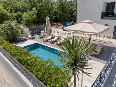 Ferienhaus für 12 Personen (330 m²) in Poreč 1/10