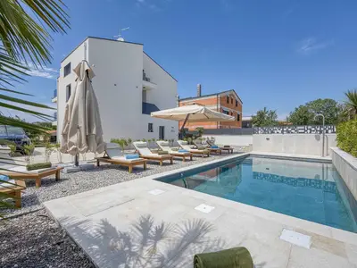 Ferienhaus für 12 Personen (330 m²) in Poreč 7/10