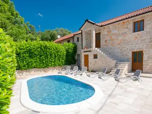 Ferienhaus für 8 Personen (100 m²) in Zmijavci