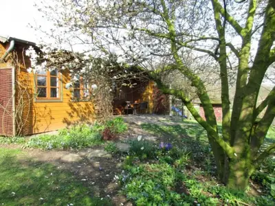 oesterlied-ferienhaus-garten