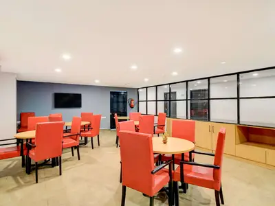 DiningRoom