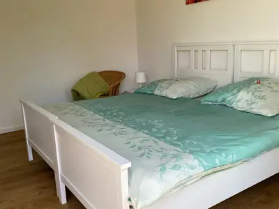 Schlafzimmer Doppelbett 2