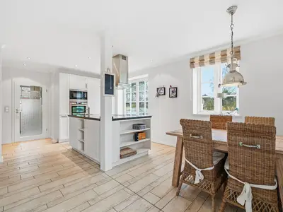 Ferienhaus für 4 Personen (90 m²) in Böhl-Süderhöft 8/10