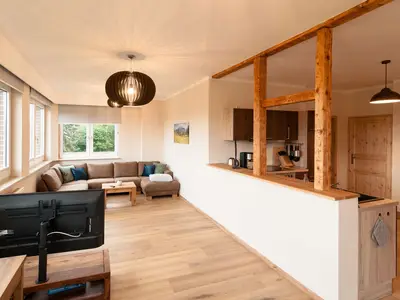 FB01_Haus Falkenhagen 11_Wohnzimmer 01b