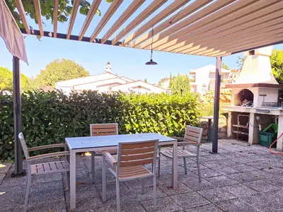 Ferienhaus für 6 Personen (140 m²) in Njivice 6/10