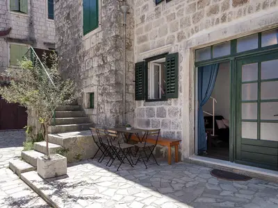 Ferienhaus für 5 Personen (100 m²) in Stari Grad 4/10