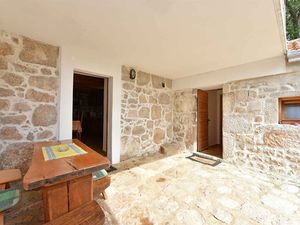 23957963-Ferienhaus-3-Starigrad-Paklenica-300x225-5