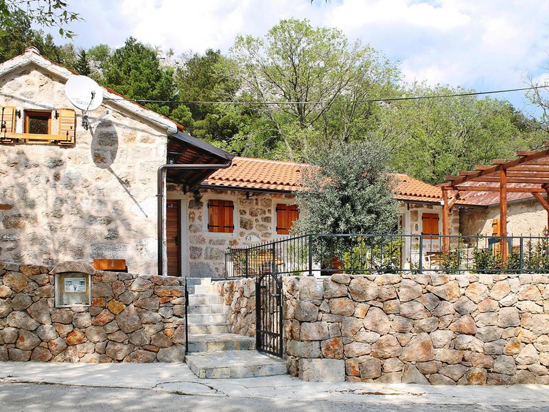 23332964-Ferienhaus-12-Starigrad-Paklenica-800x600-0