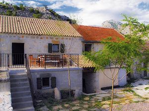 23278867-Ferienhaus-4-Starigrad-Paklenica-300x225-0