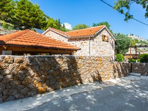 23750668-Ferienhaus-8-Starigrad-Paklenica-300x225-2