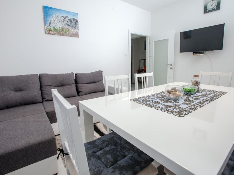 23757639-Ferienhaus-8-Starigrad-Paklenica-800x600-2