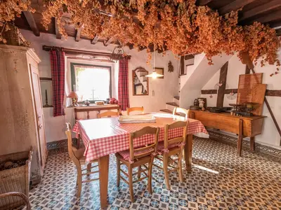 DiningRoom