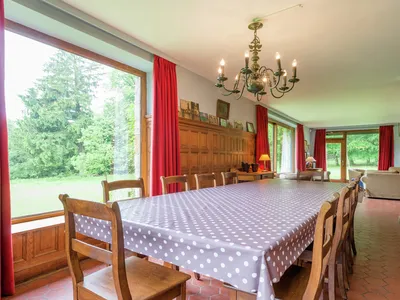 DiningRoom