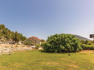 23737697-Ferienhaus-6-Staševica-300x225-3