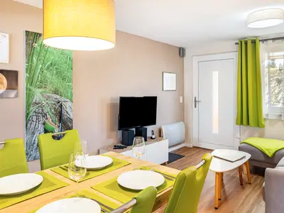 Photo, INSIDE, OUTSIDE