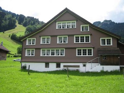 Ansicht wenn sie zum Haus fahren Doppelhaus linke Seite