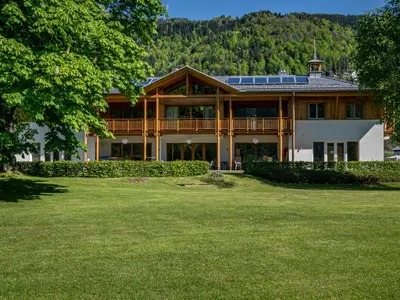 Hauptgebäude