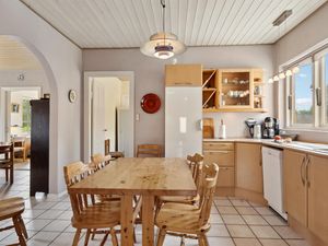 23743585-Ferienhaus-6-Stenstrup-300x225-4