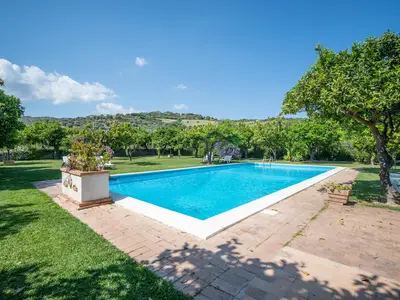 PoolOfHouse
