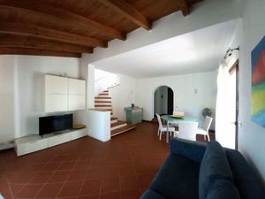 24053324-Ferienhaus-6-Stintino-300x225-3