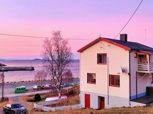 Ferienhaus für 8 Personen (129 m²) in Stonglandseidet