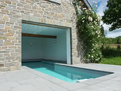 PoolOfHouse