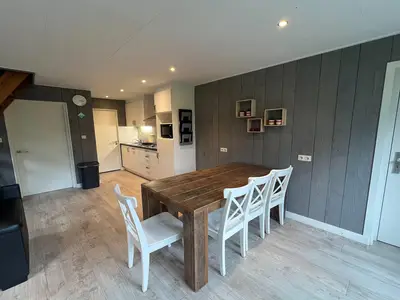 DiningRoom